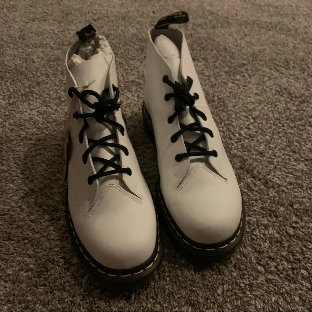 NWT Dr. Martens White Church Smooth Leather Monkey Boots - Picture 5 of 8